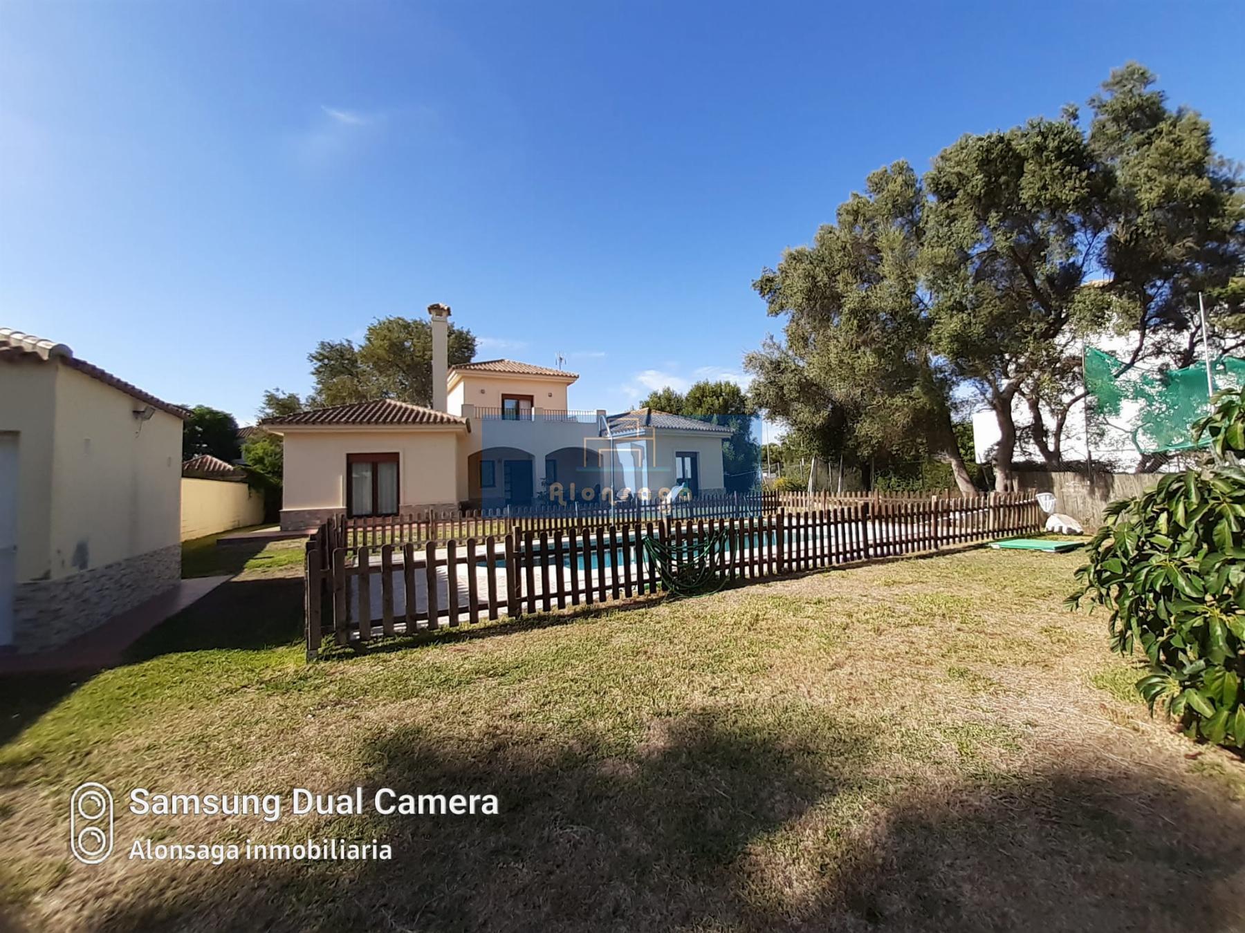 Venta de casa en Chiclana de la Frontera