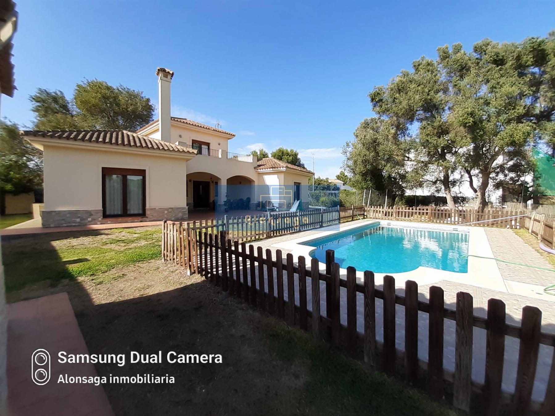 Venta de casa en Chiclana de la Frontera