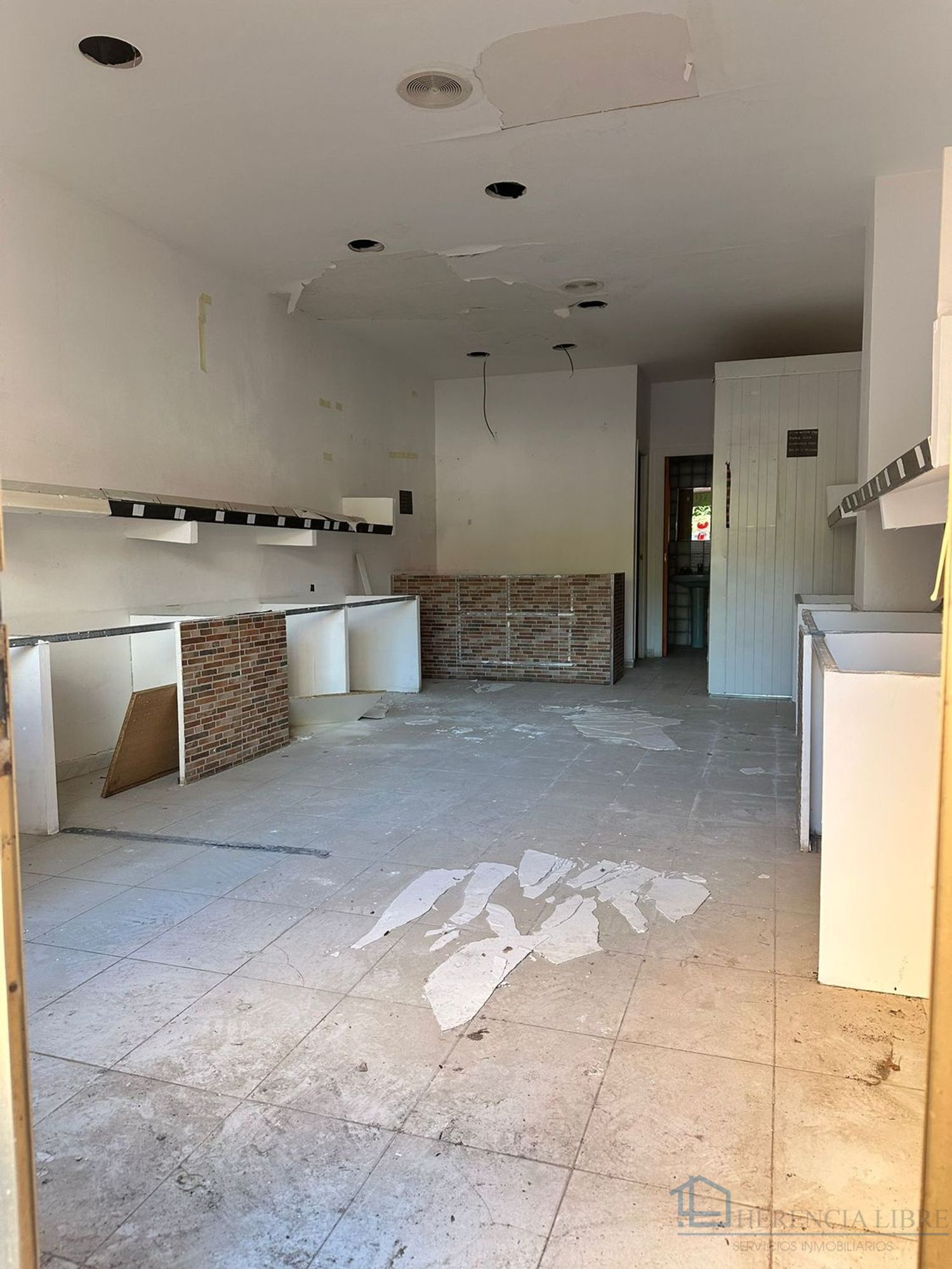 Venta de local en Murcia