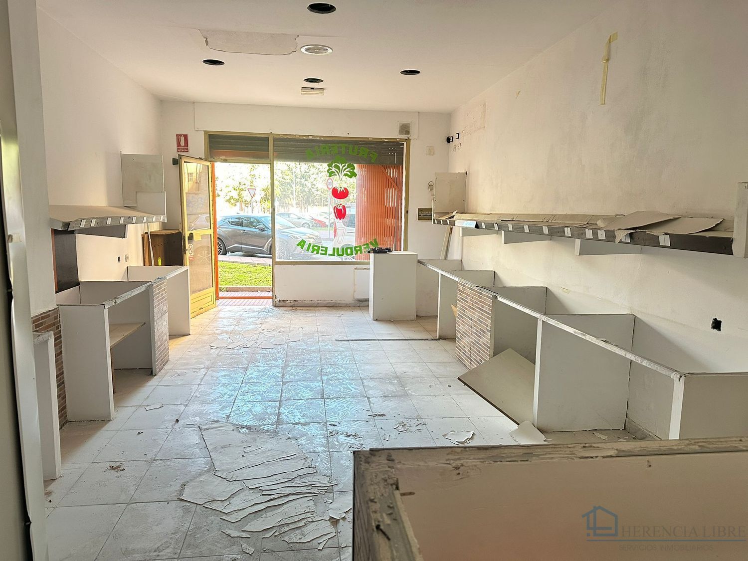 Venta de local en Murcia