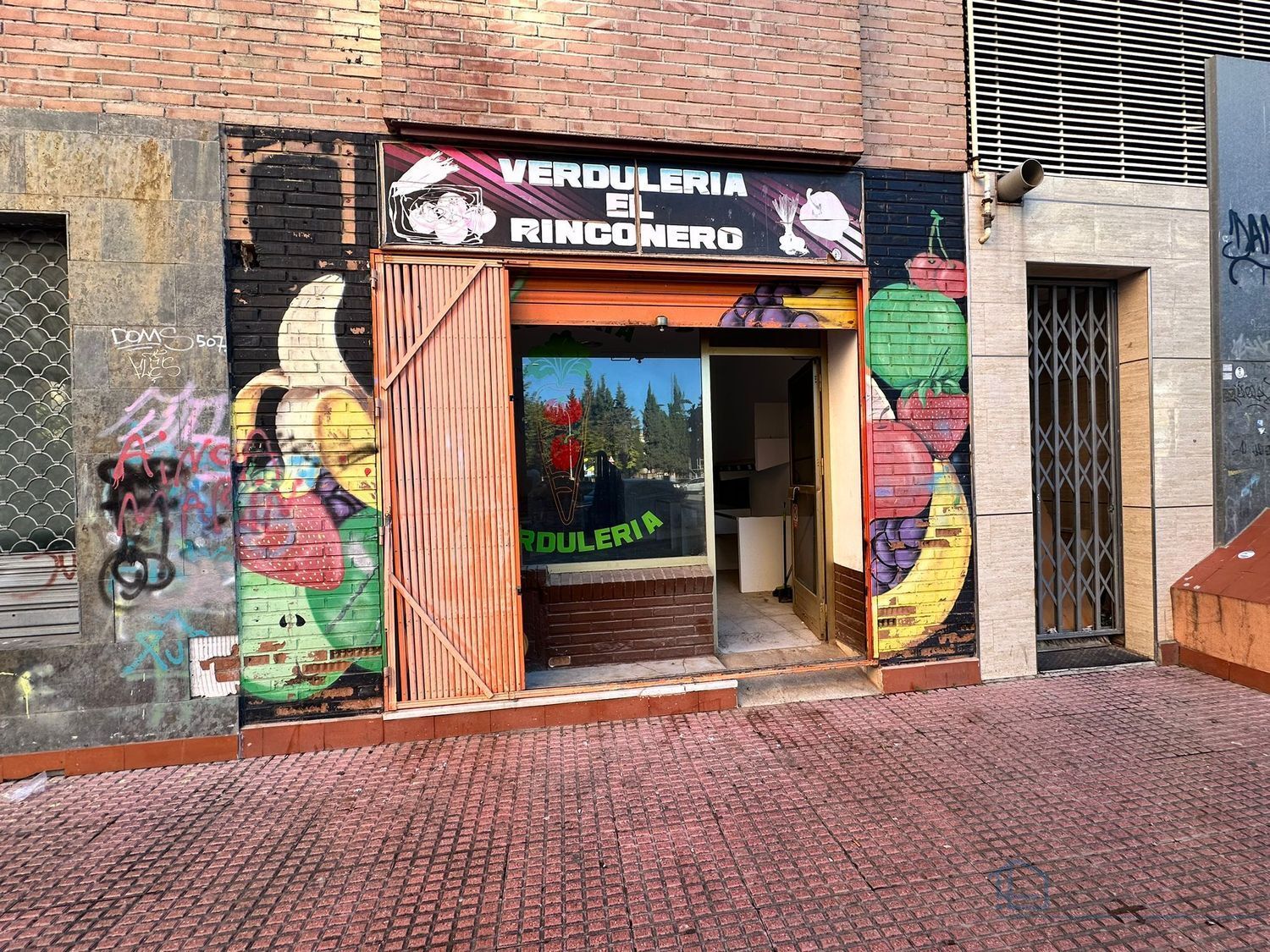 Venta de local en Murcia