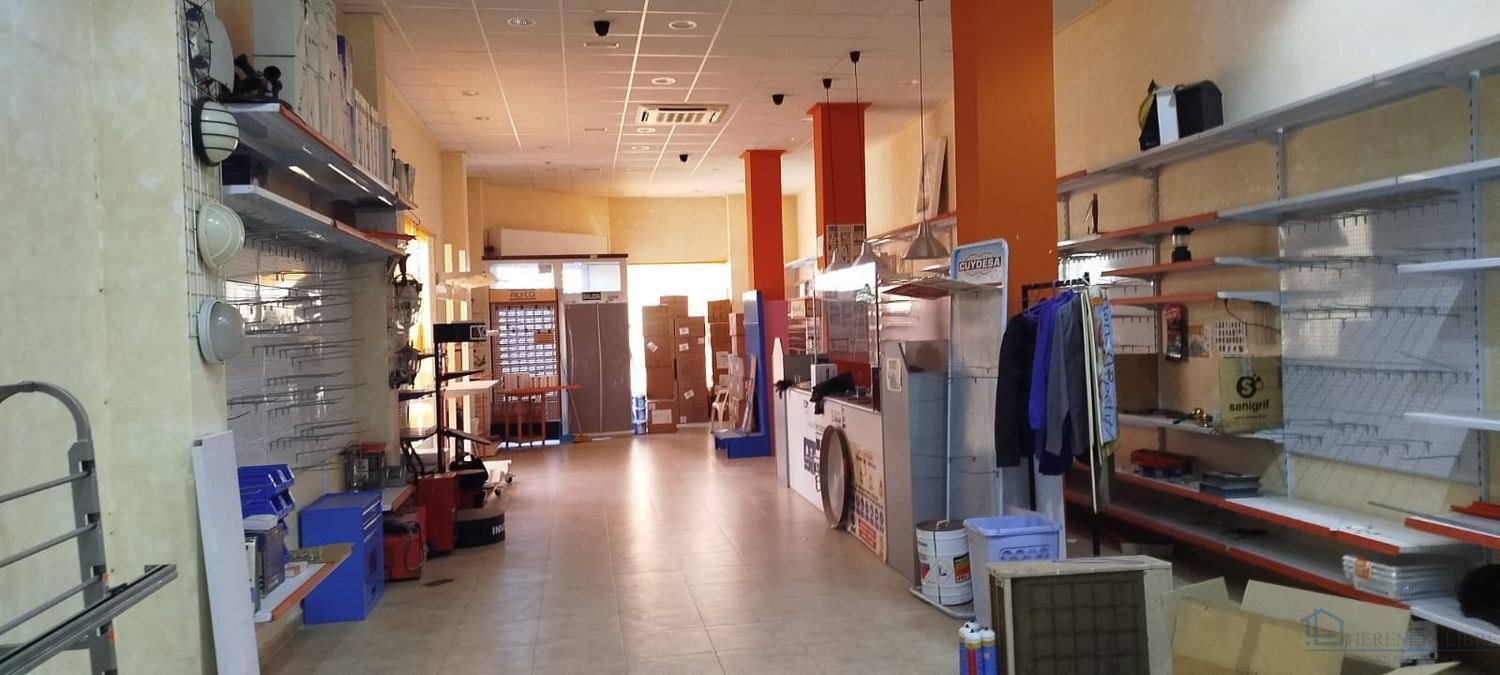 Venta de local en Ceuti