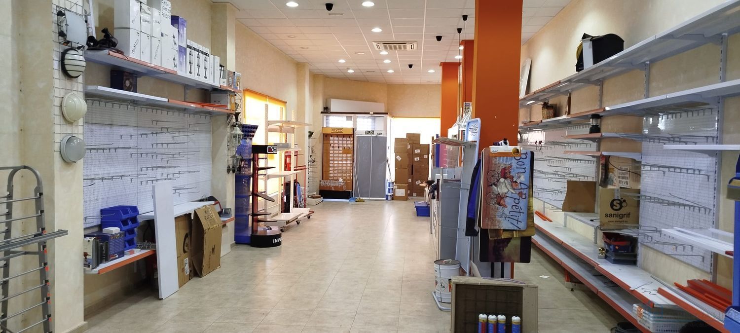 Venta de local en Ceuti