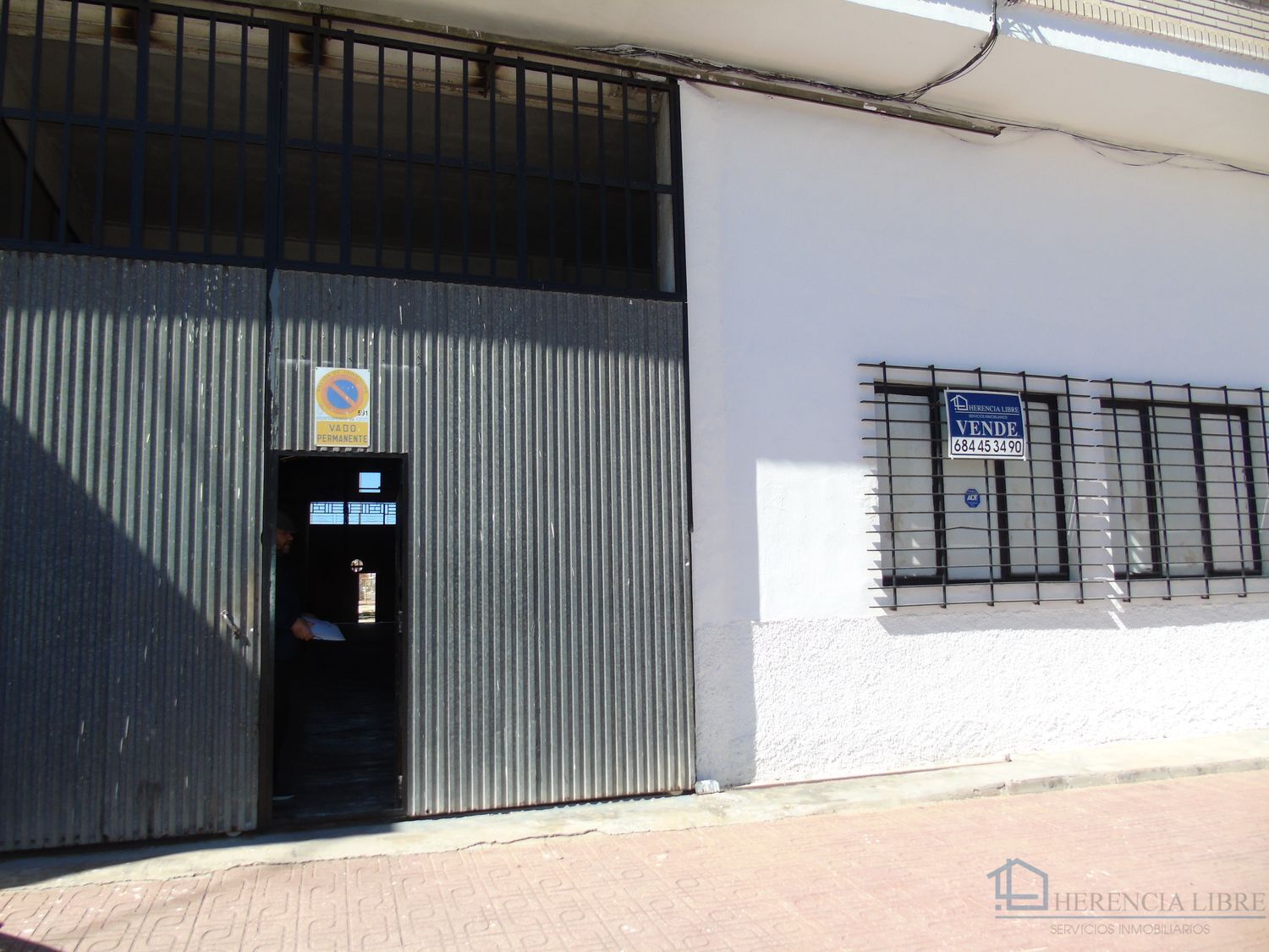 Venta de local en Ceuti