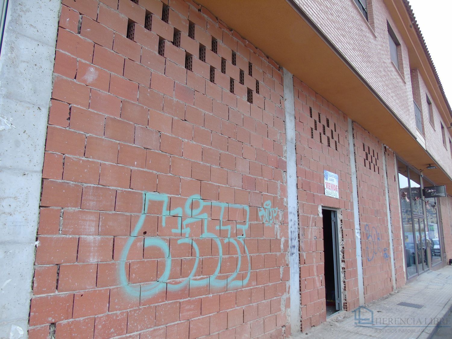 Venta de local en Archena