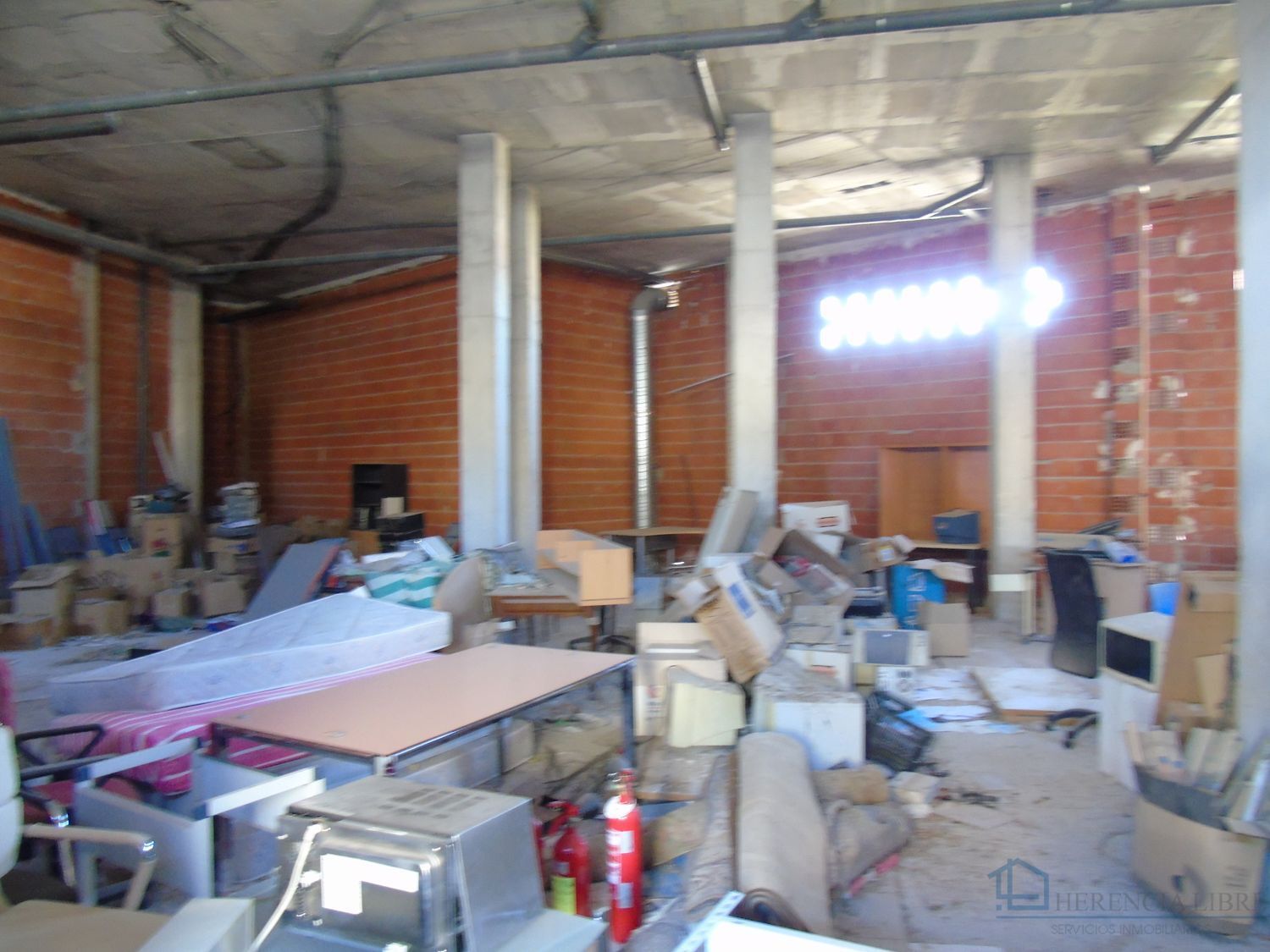 Venta de local en Archena