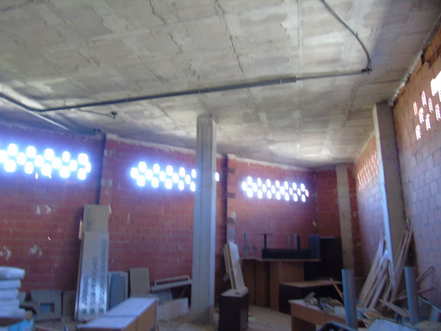 Venta de local en Archena