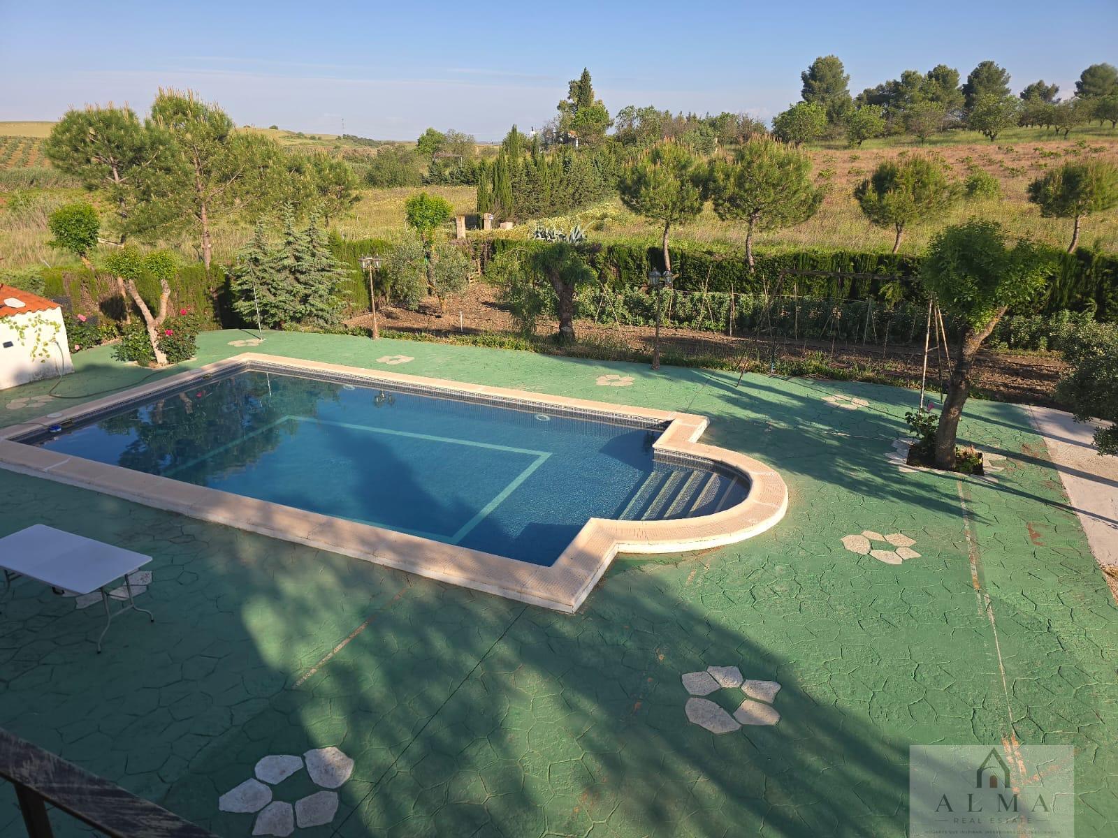 Venta de chalet en Almendralejo