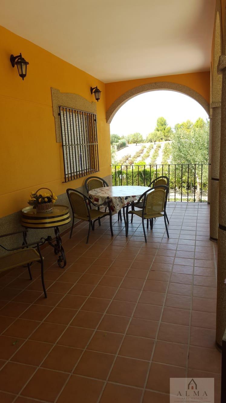Venta de chalet en Almendralejo