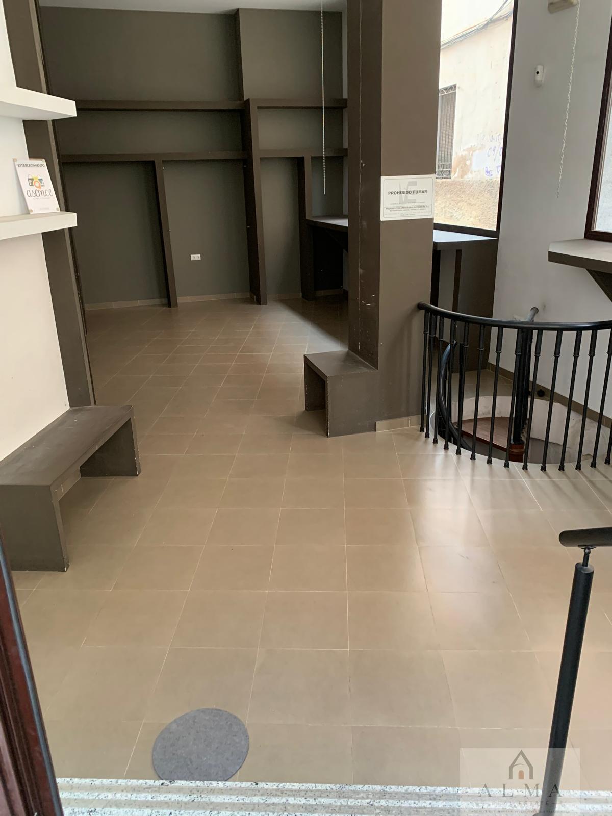 Venta de local en Almendralejo