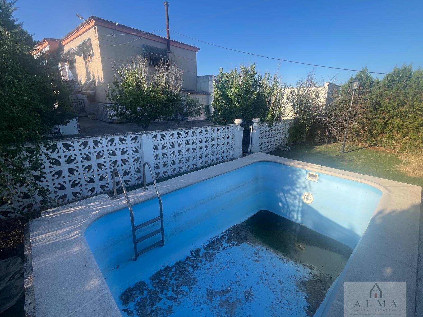 Venta de chalet en Almendralejo