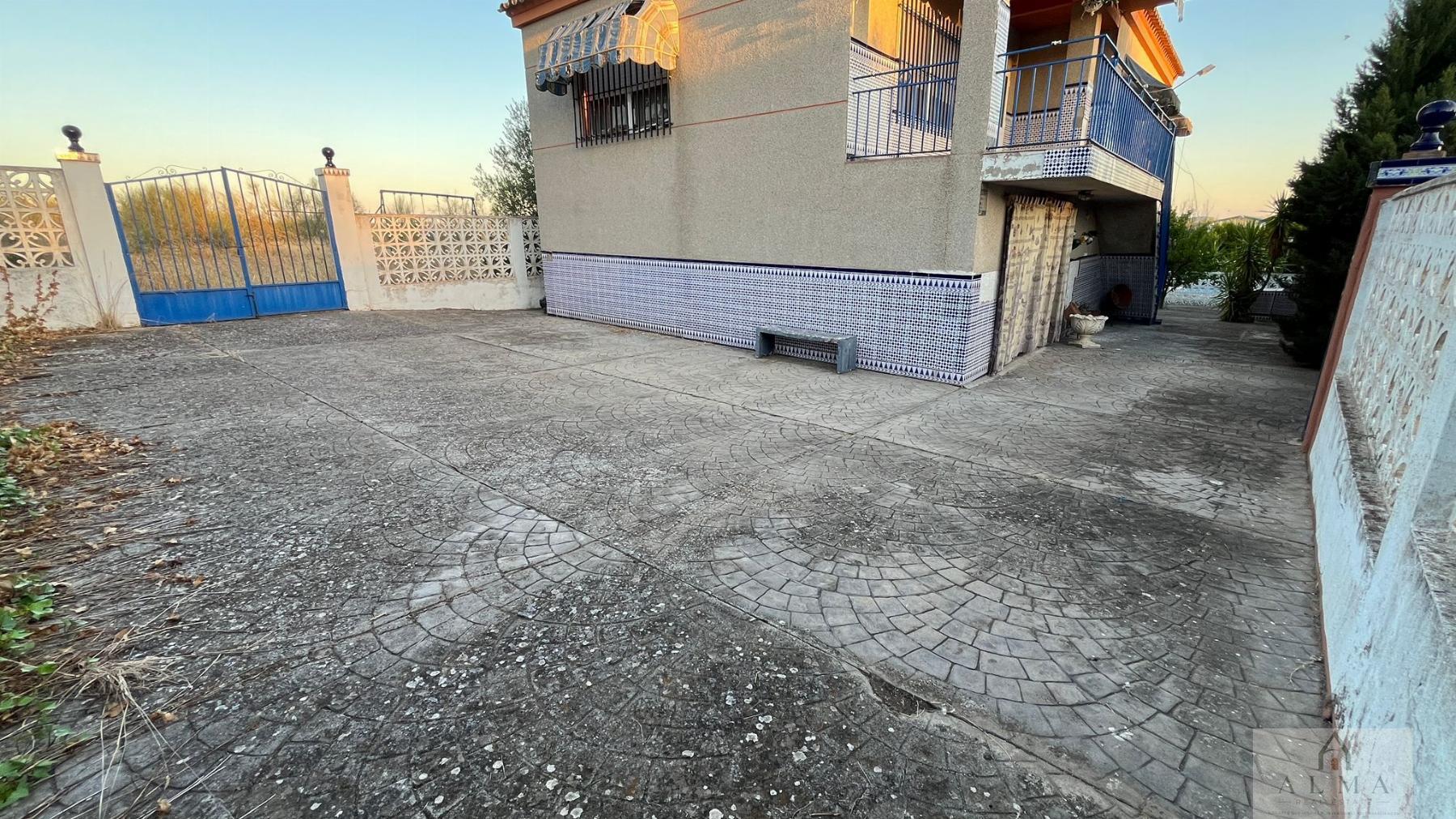 Venta de chalet en Almendralejo