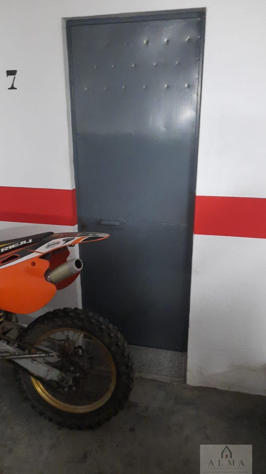 Venta de garaje en Almendralejo